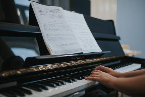 Lessons available every week day